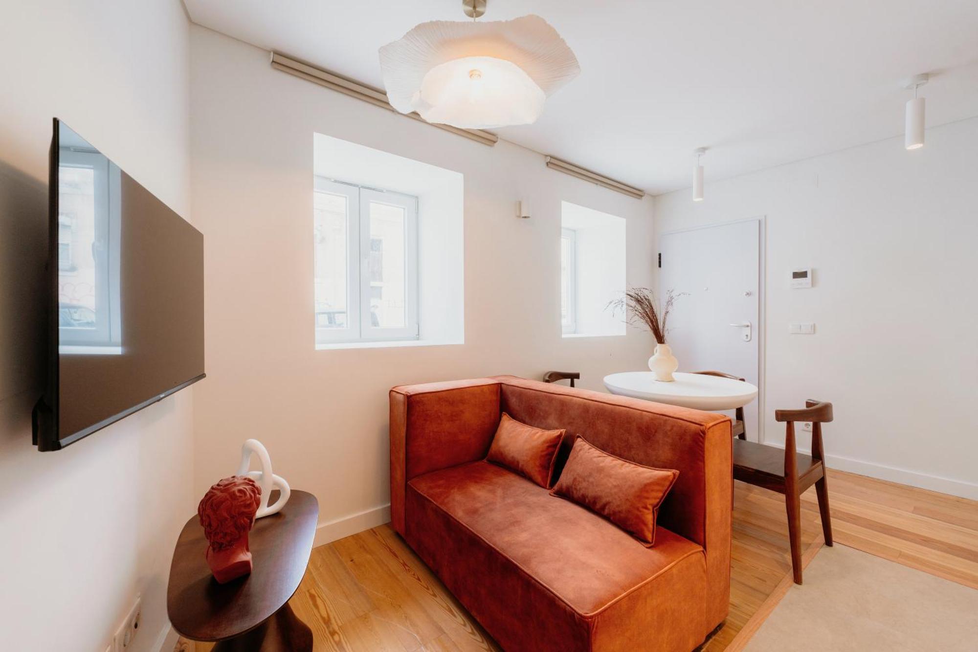 Mary Orange - No 232 Rc - Cozy & Two-bedroom Lisbon